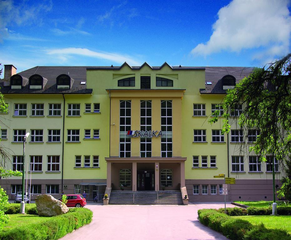 Hotel Skalka Rajecke Teplice Exterior photo